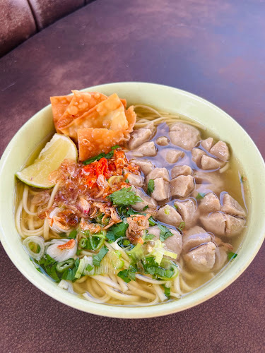 P8G6+FF4 SPBU, Jl Depan, Matali, Kec. Kotamobagu Tim., Kota Kotamobagu, Sulawesi Utara 95711