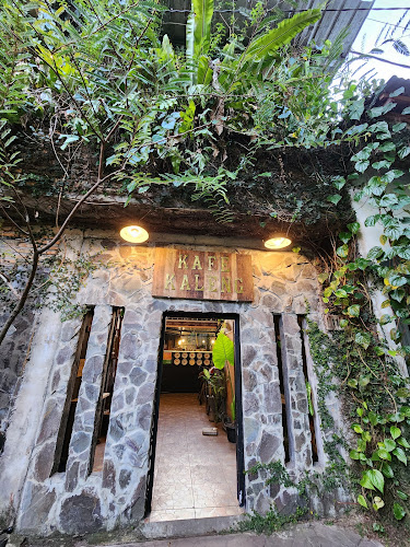 Kafe Kaleng - Gastronomi dan perhotelan