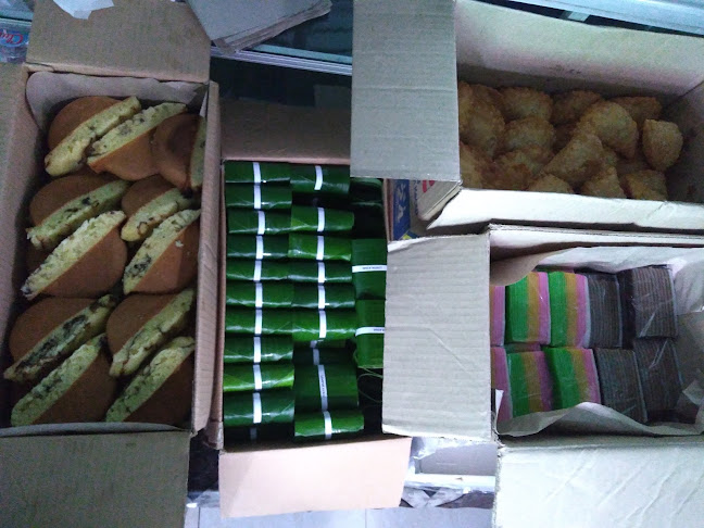 Comentarii opinii despre Toko Kue Basah Bu Dollah