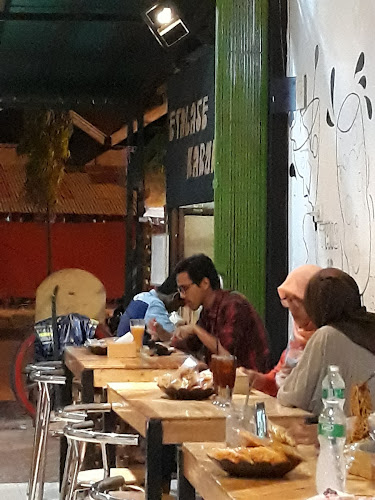 Jl. Dr. Moh. Hatta No.5, Binuang Kp. Dalam, Kec. Pauh, Kota Padang, Sumatera Barat 25176