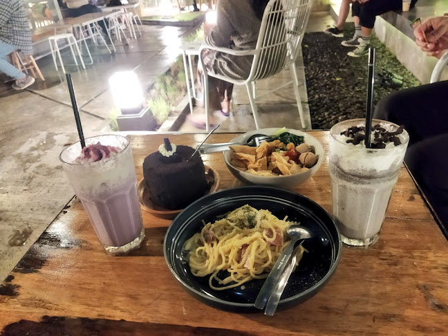 Dadi's Coffee Garden - Kota Depok