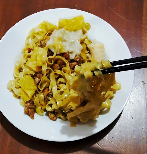 Comentarii opinii despre Mie Ayam Aloi