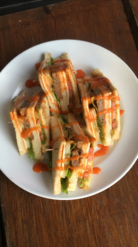 Jl. Nani Wartabone No.224, Limba U I, Kota Sel., Kota Gorontalo, Gorontalo 96135