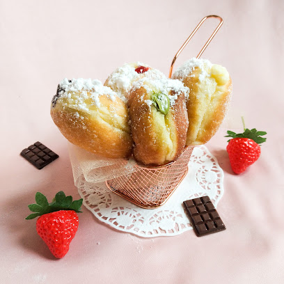 Precious Peach Bomboloni