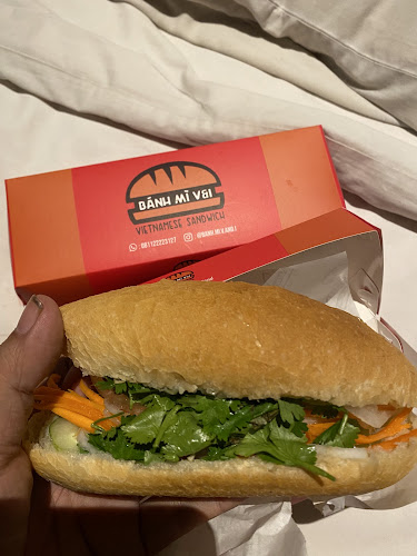 Opinii despre Banh Mi V & I în Kota Bandung - Gastronomi dan perhotelan