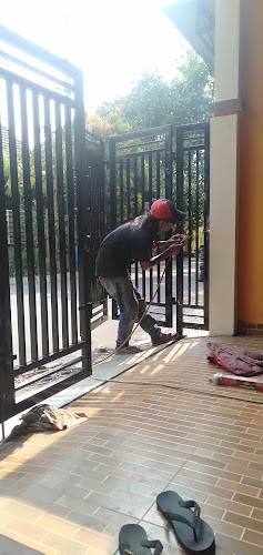 Kede Kopi Karo Perumnas Karawaci - Gastronomi dan perhotelan