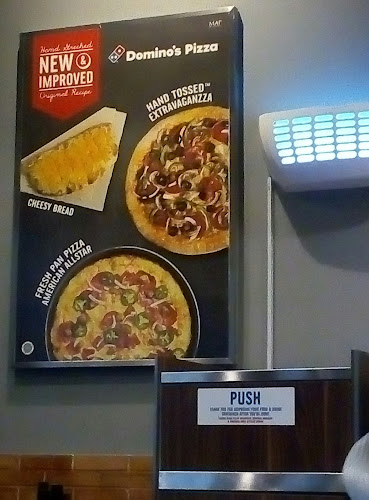 Domino's Pizza - Kelapadua Depok - Gastronomi dan perhotelan