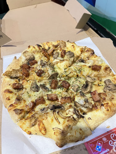 Comentarii opinii despre Domino's Pizza Probolinggo