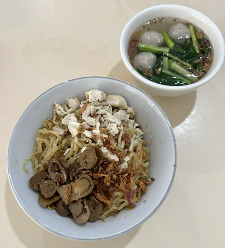 Gaya Tunggal - Gastronomi dan perhotelan