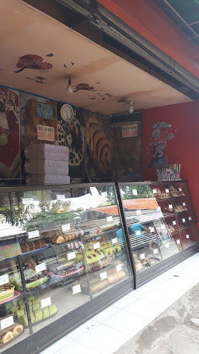 Opinii despre ichi bakery în Surabaya - Gastronomi dan perhotelan