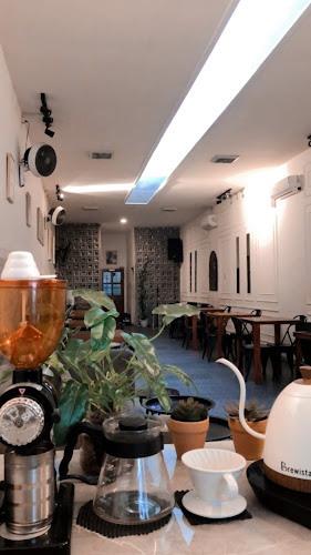 TEN COFFEE - Gastronomi dan perhotelan