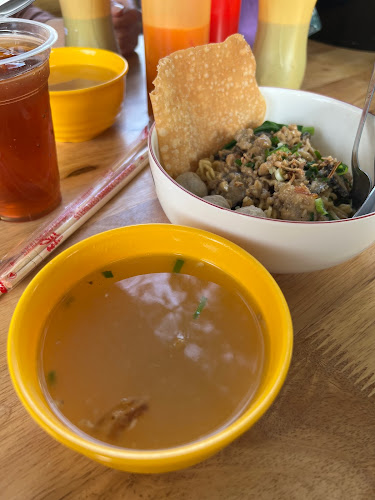 Opinii despre Mie Ayam Jamur Haji Idris în Kota Banda Aceh - Gastronomi dan perhotelan