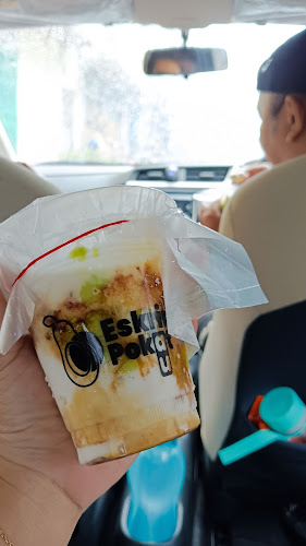 Eskrim Pokat AU - Gastronomi dan perhotelan