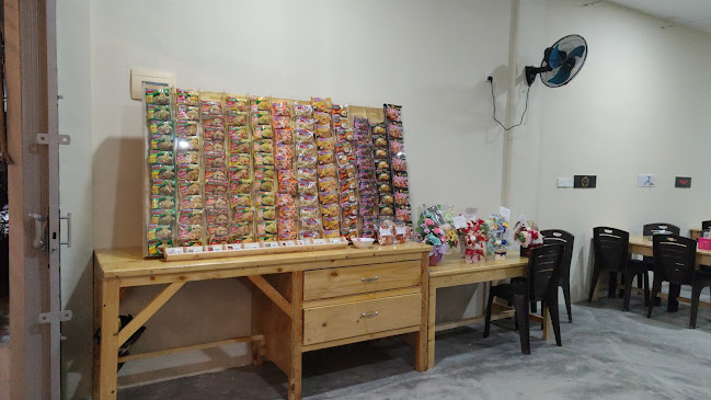 The Adventurers Guild - Gastronomi dan perhotelan