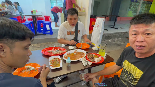 Opinii despre KAPTEN SEAFOOD SURABAYA UTARA în Surabaya - Gastronomi dan perhotelan