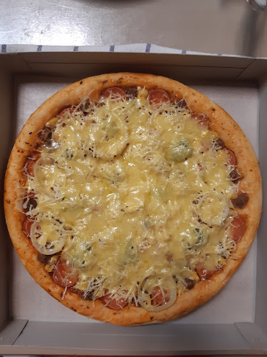 MaKan Pizza - Kota Depok