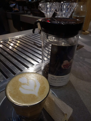 Luthier Coffee - Gastronomi dan perhotelan