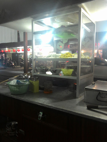 Comentarii opinii despre RM.Joko Solo {Bakso Dan Mie Ayam}