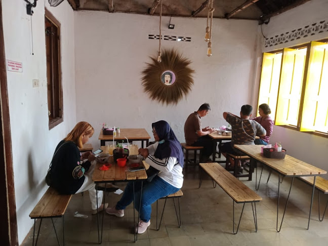 Bakso Damas Madiun - Gastronomi dan perhotelan