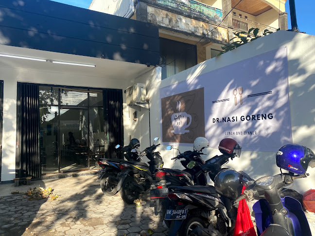 Opinii despre DR Nasi Goreng Panjer în Kota Denpasar - Gastronomi dan perhotelan