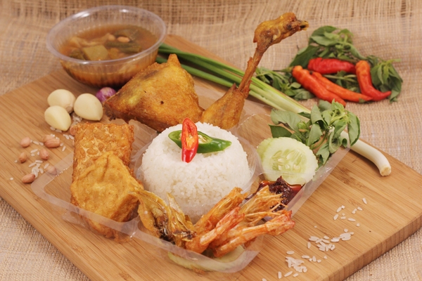 Jl. Erlangga Raya No.5, Pleburan, Kec. Semarang Sel., Kota Semarang, Jawa Tengah 50241