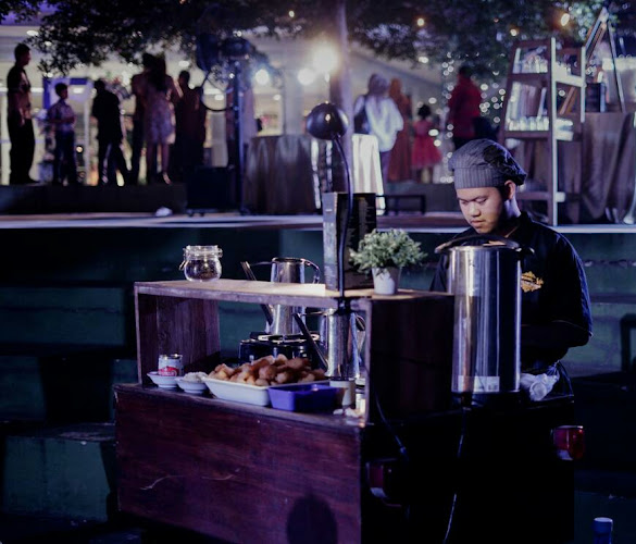 Opinii despre catering kopi în Kota Depok - Gastronomi dan perhotelan