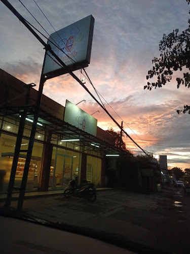 Opinii despre Plasindo Cake & Bakery în Kota Serang - Gastronomi dan perhotelan