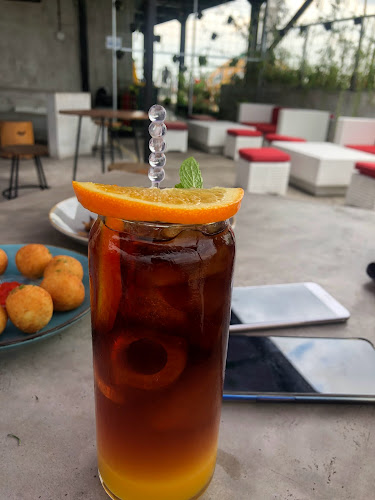 Arah Awan Coffee & Bar