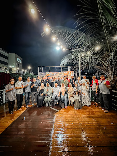 Opinii despre SAUDAGAR PEUNAYONG CAFE în Kota Banda Aceh - Gastronomi dan perhotelan