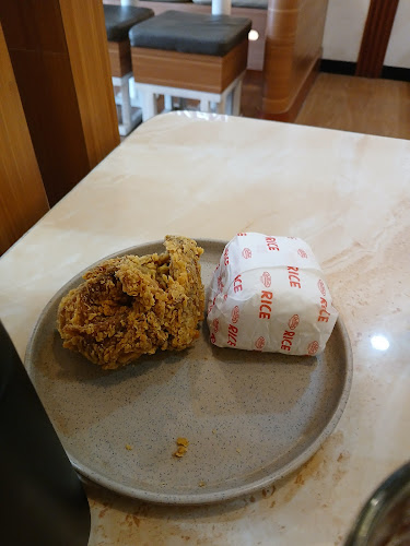 V5VF+3WF, Jl. Ayip Usman, Kaligandu, Kec. Serang, Kota Serang, Banten 42116