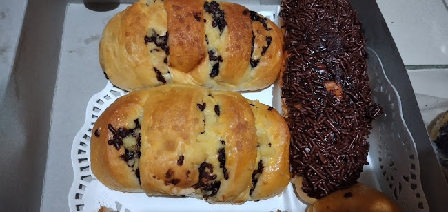 Opinii despre Nina Coffe & Bakery în Kota Denpasar - Gastronomi dan perhotelan