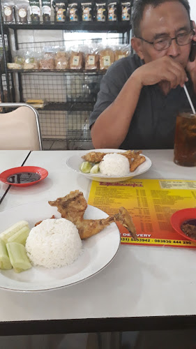 Ayam Goreng Djakarta - Gastronomi dan perhotelan