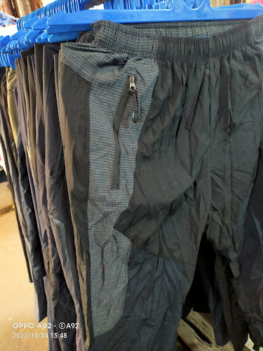 Opinii despre Dwi out door în Kota Medan - Gastronomi dan perhotelan