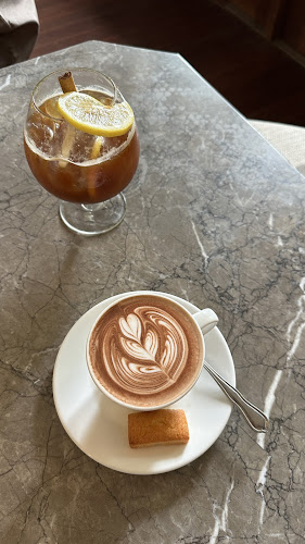 Le Cafe Gourmand - Surabaya