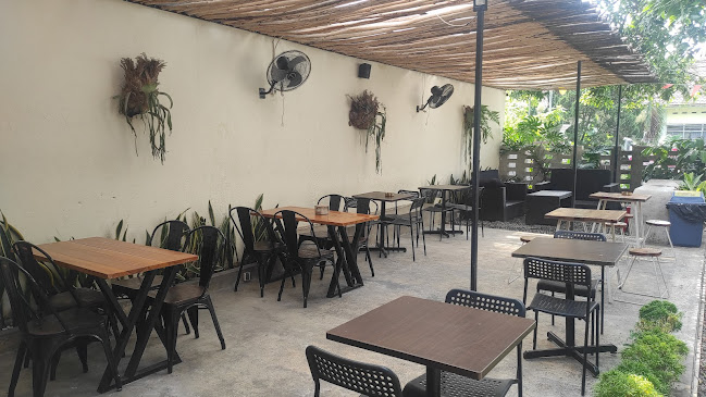 Me.Dia Coffee and Space