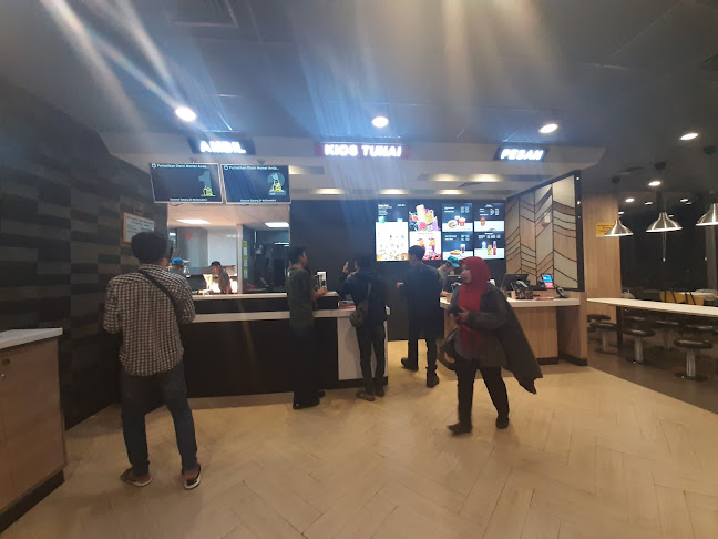McDonald's Tun Abdul Razak - Gastronomi dan perhotelan