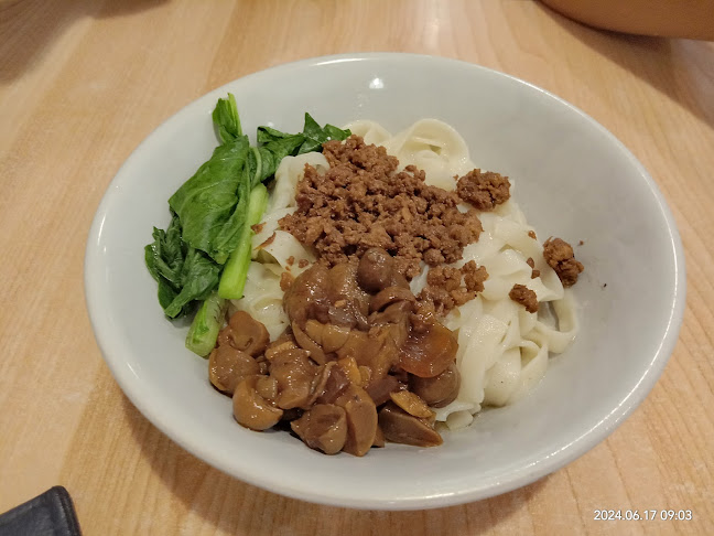 Kafe Biru - Gastronomi dan perhotelan