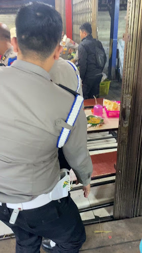 Di depan tugu adipura, Jl. Soekarno - Hatta, Daya Bangun, Kec. Payakumbuh Bar., Kota Payakumbuh, Sumatera Barat 26211