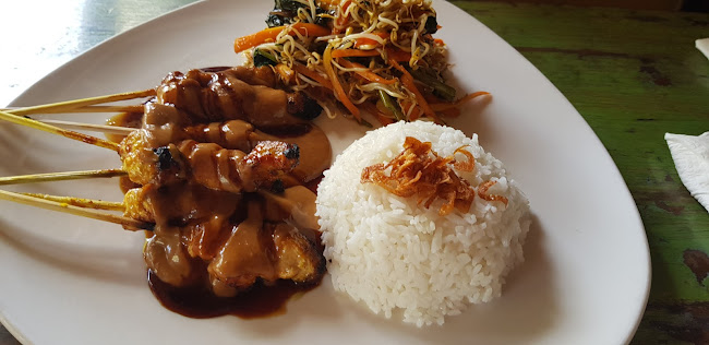 Opinii despre Warung Little Bird în Kota Denpasar - Gastronomi dan perhotelan