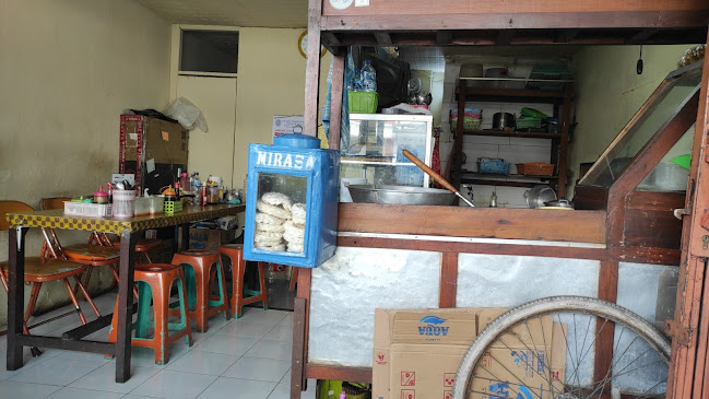 Opinii despre Soto Ayam Koya La'tanza în Kota Malang - Gastronomi dan perhotelan