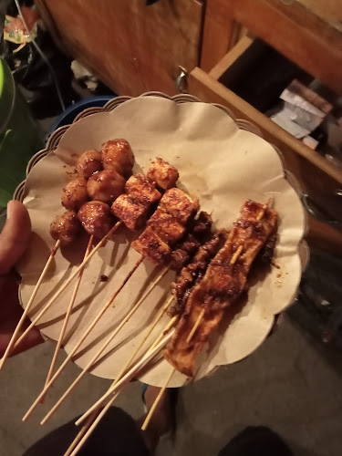 Angkringan Bang Kenzo - Gastronomi dan perhotelan