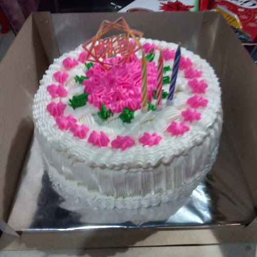 Comentarii opinii despre Adrey Cake (Menjual Kue Ulang tahun,Nasi Tumpeng, dll) {Pesan baru dibuat}