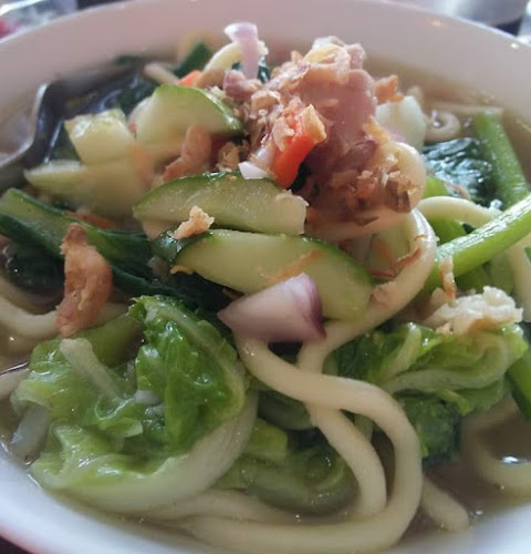 Opinii despre Angella's Cafe n Resto în Kota Ternate - Gastronomi dan perhotelan