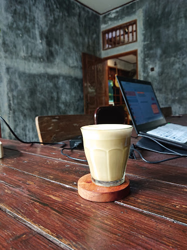 Rumah Rakyat (coffee & working space) - Gastronomi dan perhotelan