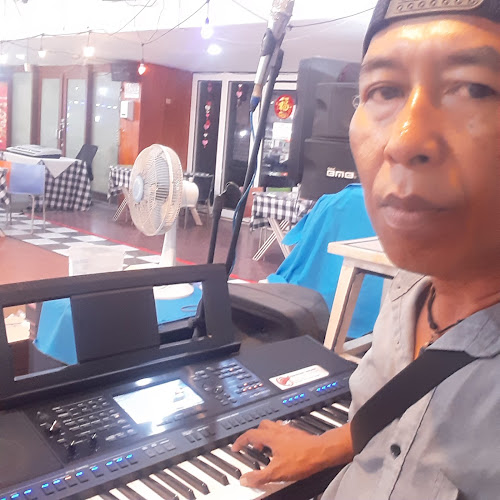 Warung Curhat - Surabaya