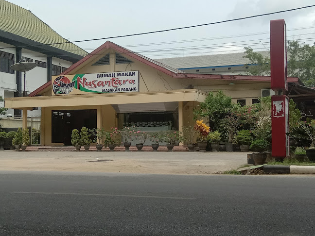 Rumah Makan Padang Nusantara