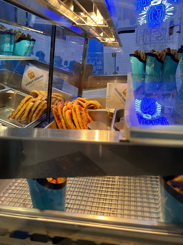 Jl. Embong Malang No.21-31 Blok 20, Kedungdoro, Tegalsari, Surabaya, East Java 60261