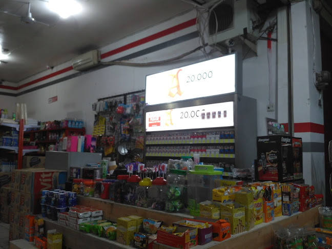 Opinii despre Triple A în Kota Palangka Raya - Gastronomi dan perhotelan