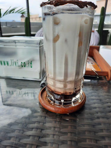 Societe Cafe - Gastronomi dan perhotelan