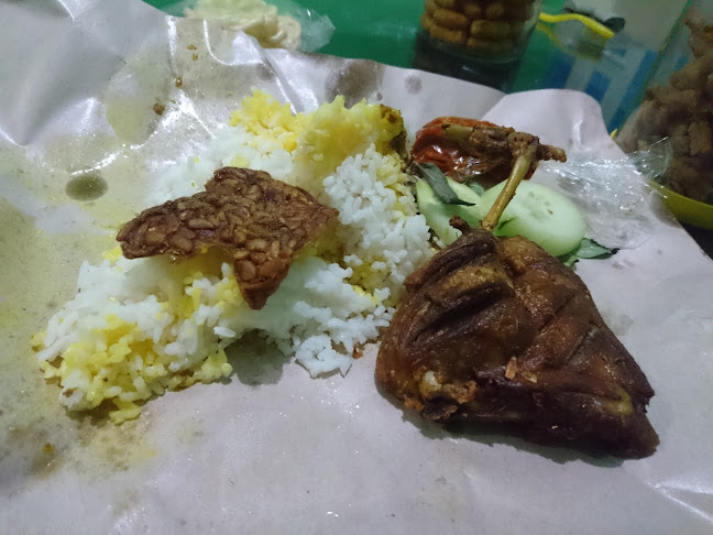 Comentarii opinii despre WARUNG BERKAH JAYA